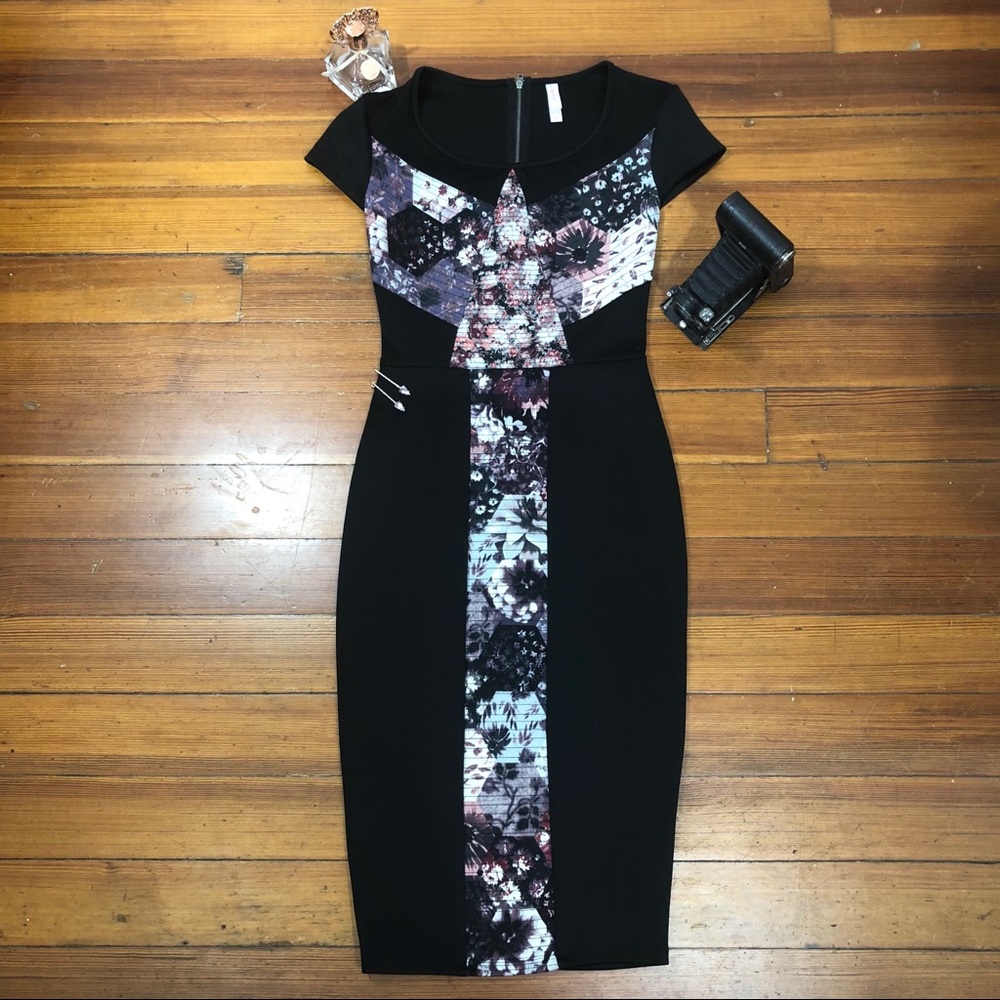 Xhilaration Womans Geometric Floral Sheath Dress